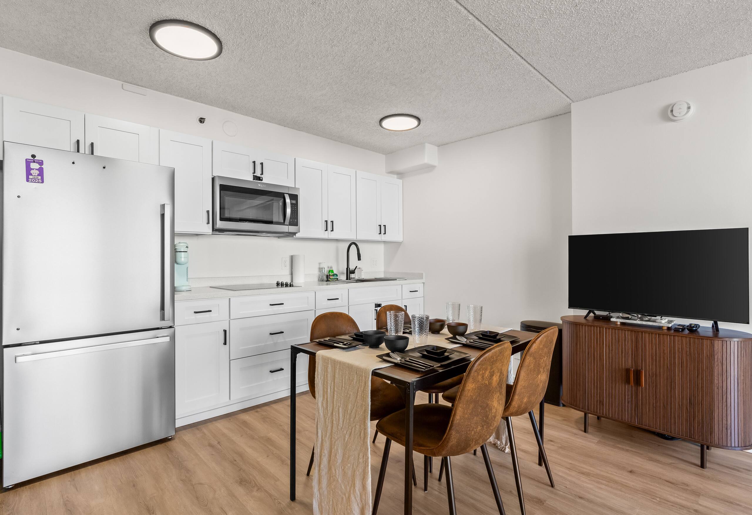 Condo in Honolulu · ★4.91 · 1 bedroom · 2 beds · 1 private bath - Image 10