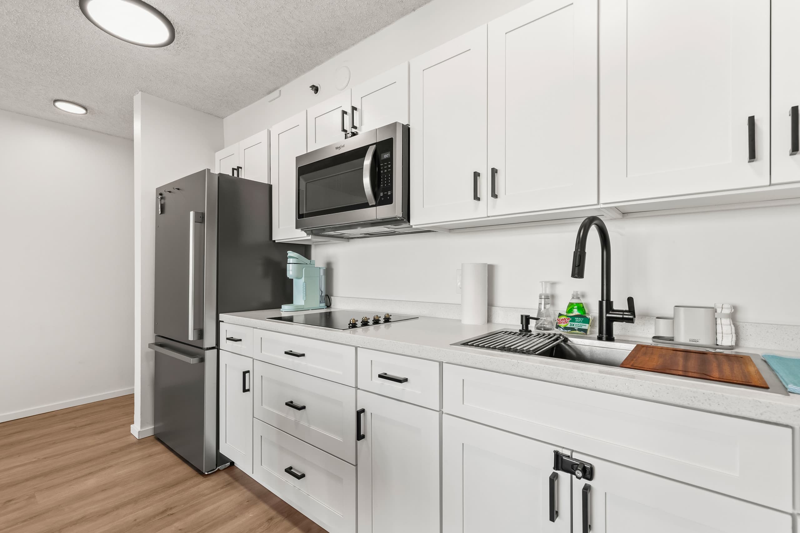 Condo in Honolulu · ★4.91 · 1 bedroom · 2 beds · 1 private bath - Image 8