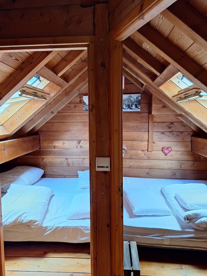 საძინებელი 1