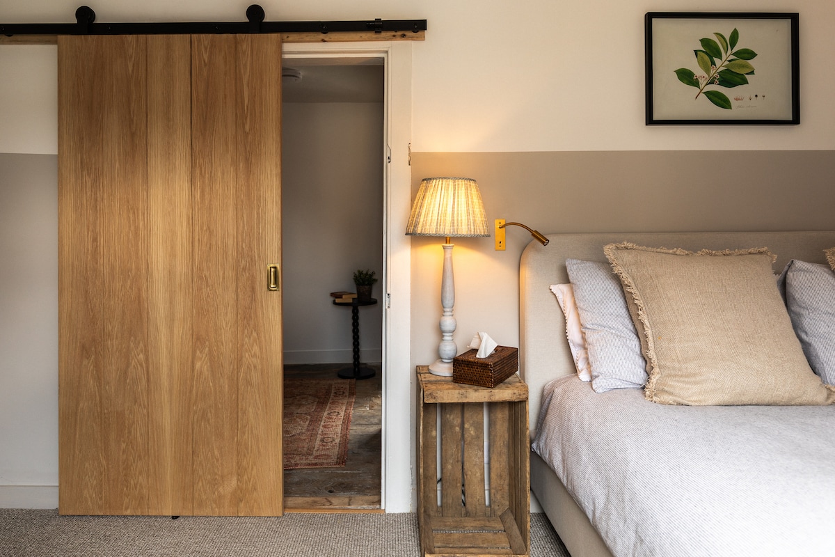 საძინებელი 1