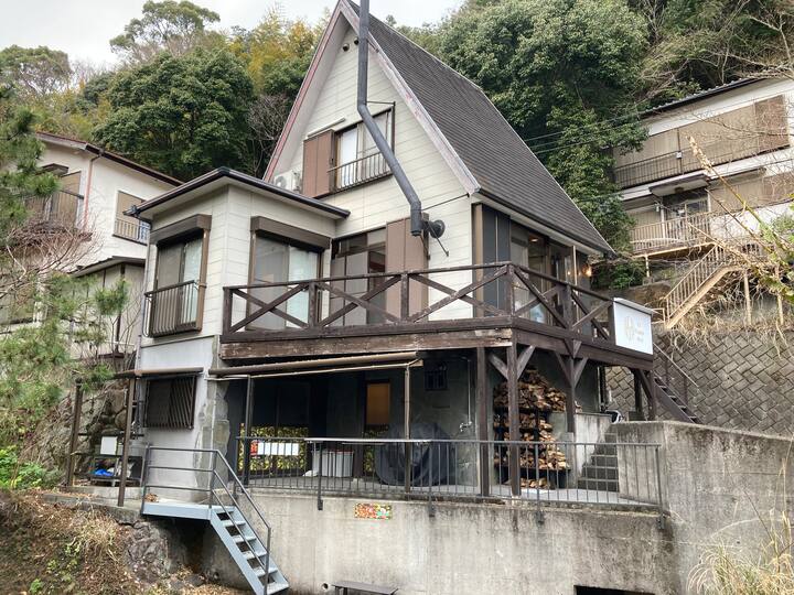 「そうだ！肉を焼こう。」ガス直結Bbq台(無料)あり、薪ストーブもあります。 - Izu