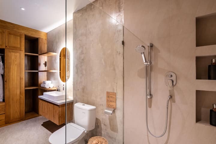 Arusa Home - Suite with Pool Access - Aru 7