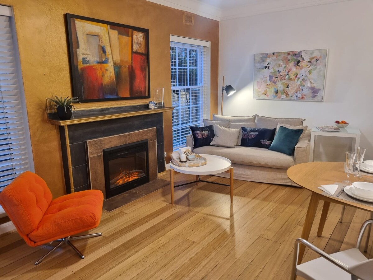Successful Airbnb property: On the Yarra River in South Yarra