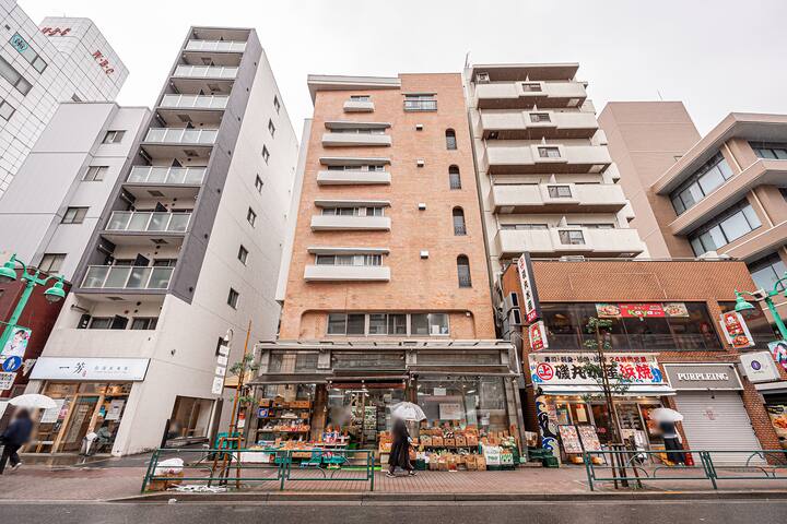 Walkable to Shinjuku shopping district gallery image 5