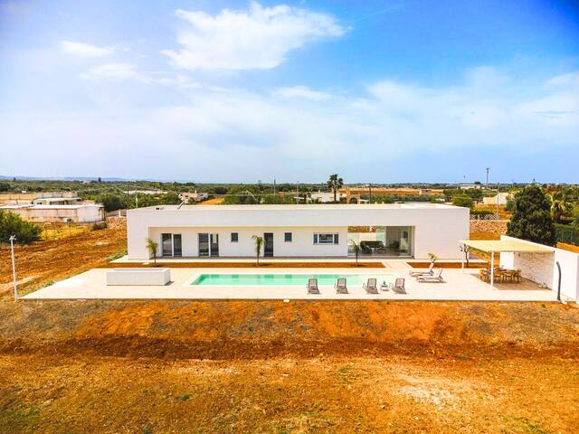 Villa Donnosanto 5 minuti da spiaggia. Ostuni 10km gallery image 5