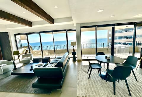 Successful Airbnb property: Calafia: Artist's Lookout (Oceanfront Penthouse) in Playas De Rosarito