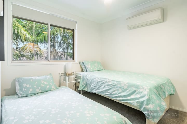 Terza camera con 2 letti singoli king-size