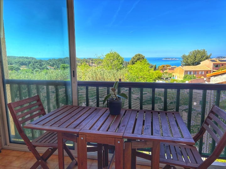 Studio Vue Mer à Sanary, Tout éQuipé ! - Sanary-sur-Mer