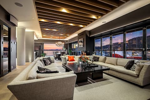 Exclusive Penthouse with Bryggen Views