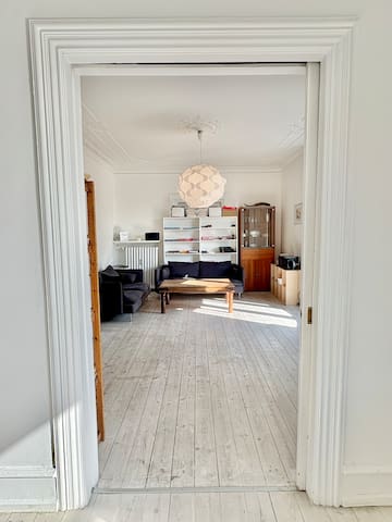 190 m2, 3 bdr with elevator