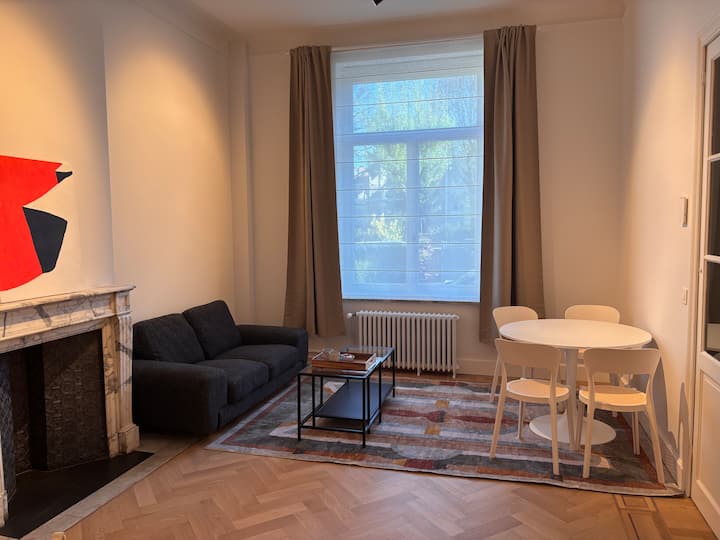 Chambre De Charme Bien Située - Schaarbeek