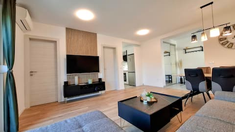 Popular Airbnb listing: My Time Luxury Apartment in Šumet