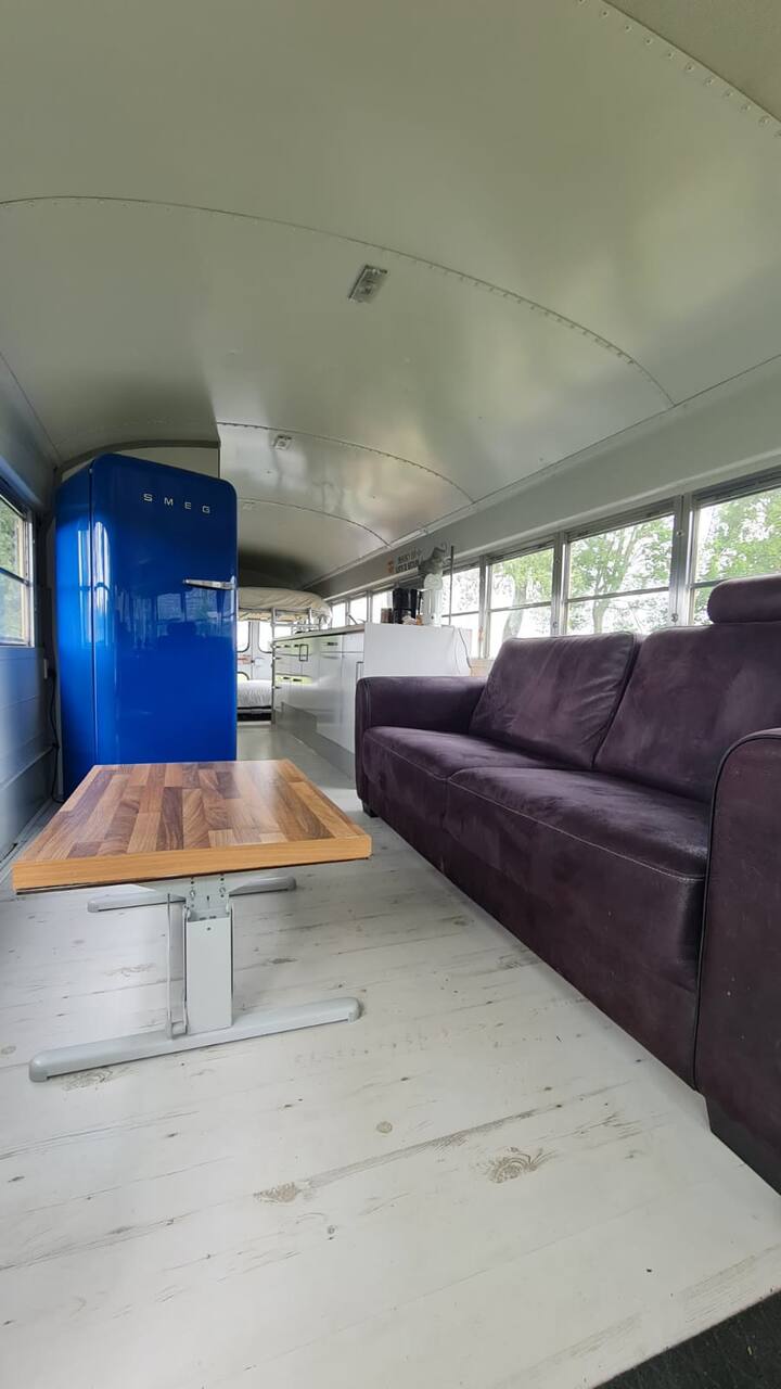 Unique Off-grid School Bus Retreat Near Lisbon - Santiago do Cacém