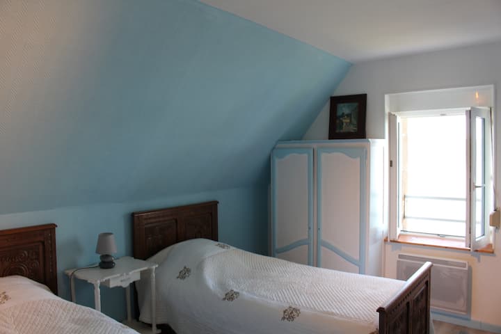 ห้องนอน 2 ห้องพร้อมวิวทะเล