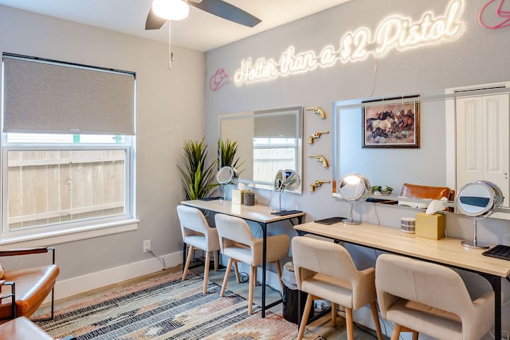 NEW! Desperado’s Casita FW Stockyards-Cowboy Pool!