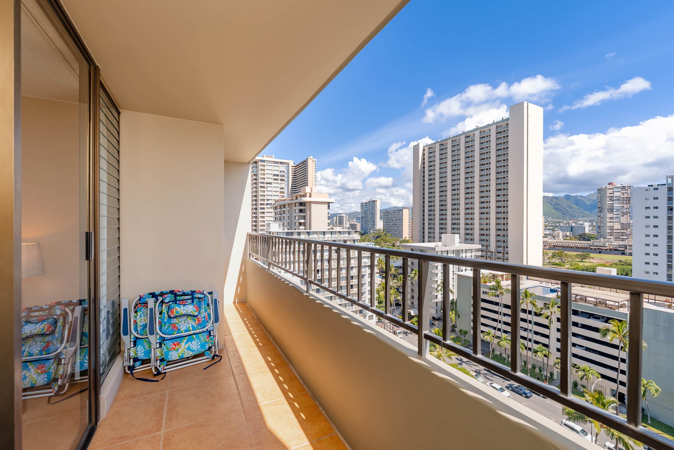 Ao + Parking + Views + Pool + Spacious + Balcony - Photo 25