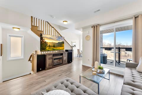 Contemporary 3BR Milton Home Prime Area