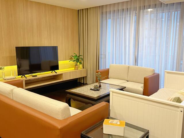 130m²Apt Mega 2b2b/BTS Phrom Phong /EmSphere/Pool gallery image 4