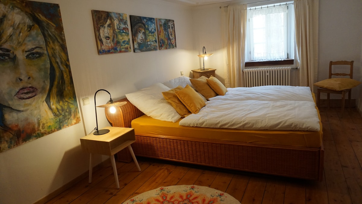 双人床，160 x 200厘米