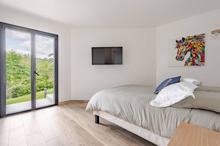 Charmante villa néo-provençale de 4 chambres