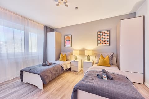 NEW Marta - stylish temporary living in Bergheim