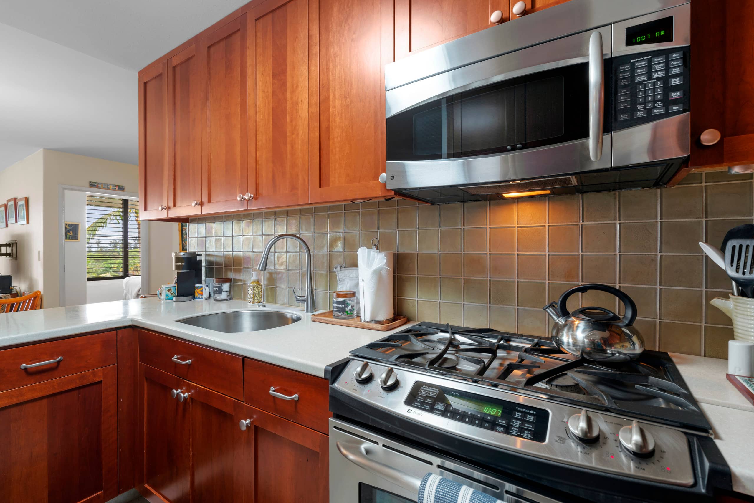 Penthouse Ocean View | Walk to Beach & Restaurants - Image 6