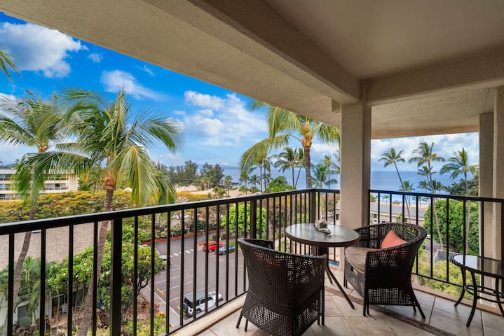 Penthouse Ocean View | Walk to Beach & Restaurants