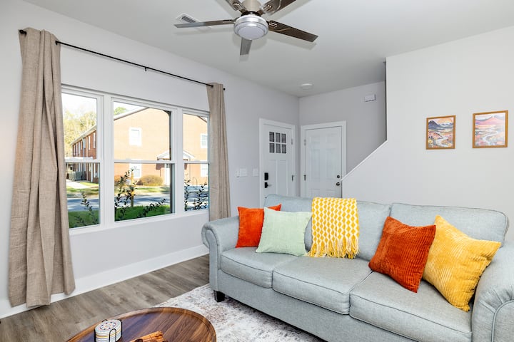 მისაღები ოთახი 2