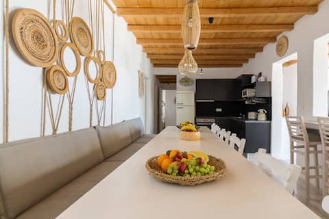 Luxury 3BR Private Pool Villa with 4 Bathrooms