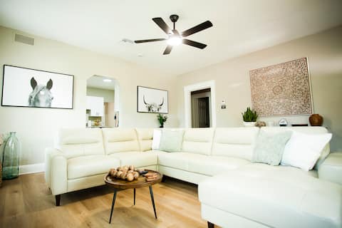 Successful Airbnb property: Ybor City King Beds Free Parking 2 mi to Downtown in V.M. Ybor