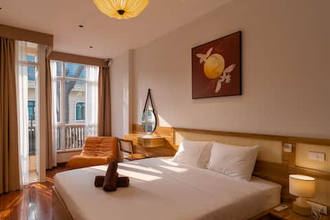 Train St 1' | 4BR | Natural Light & Hardwood Floor