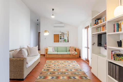 Proprietà Airbnb di successo: Ocean-view penthouse with terrace a Alghero