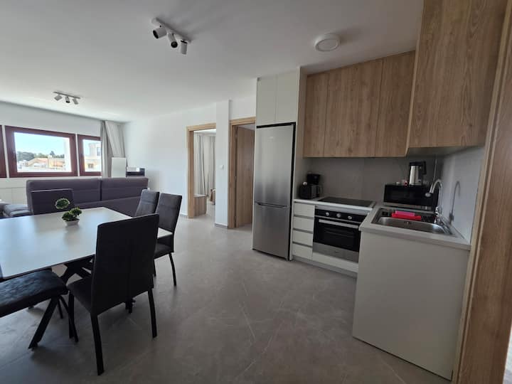 Two Bedroom Suite By Kentrikon 1924, Old Town - Paphos