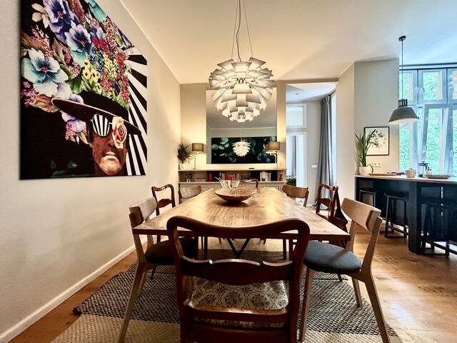 Central LEGAL flat Kreuzkölln / 5BR / 3Bath. gallery image 3