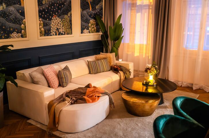 5BR+4.5Bath Royal Prague Residence gallery image 5