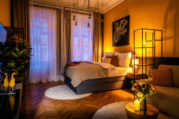 5BR+4.5Bath Royal Prague Residence gallery image 2