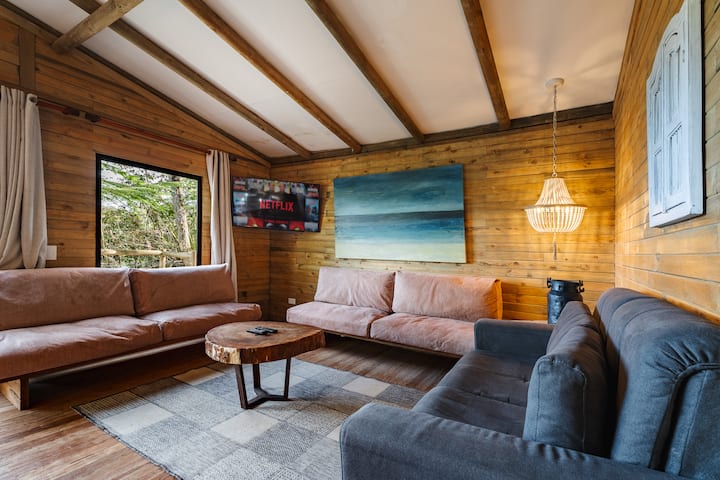 The Ultimate Group House W/ Hot Tub & Amazing View - Rionegro