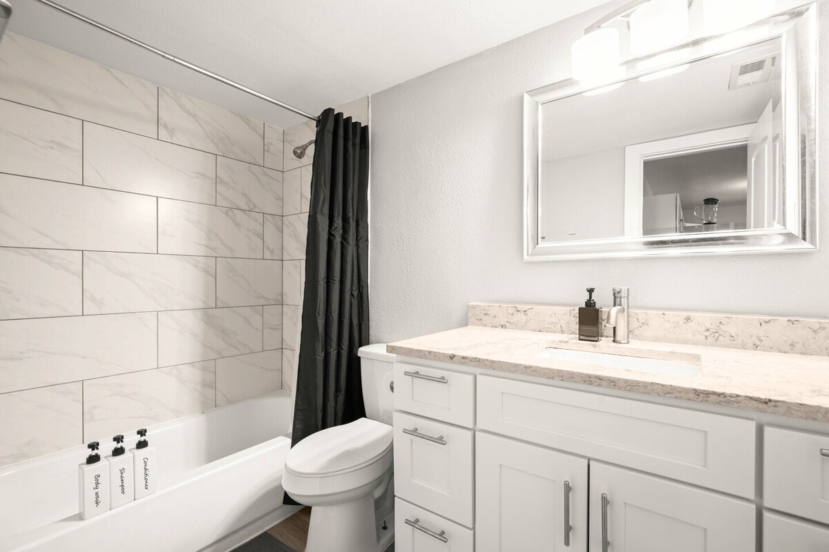 SXSW-DT-ACL Fest-6th St|King Bed-Free Parking-Ldry