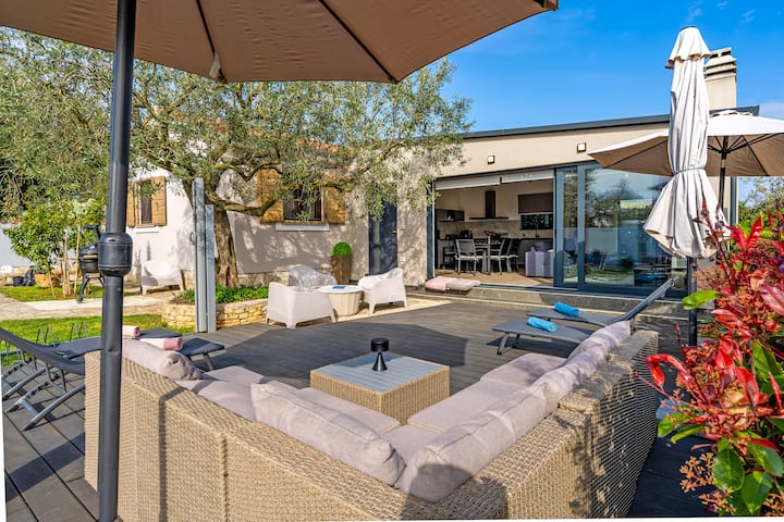 Design Villa I 2br I Garden I Parking - Kroatien