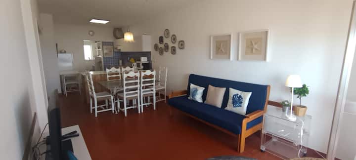 Beach Front 2 Bedroom Apartment - Quarteira