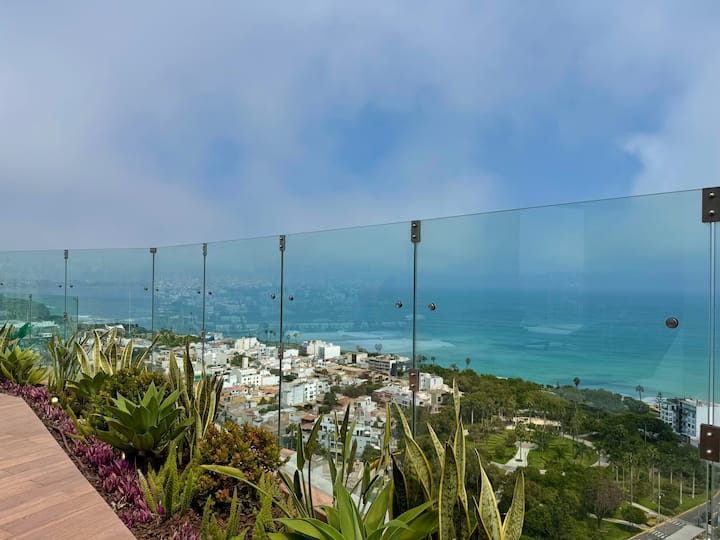 Skyline |Vista al Mar 2BR |Piso 24 & Gym