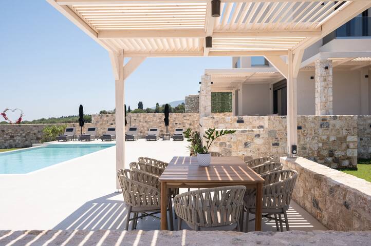 Villa Jaubelli Bliss gallery image 3