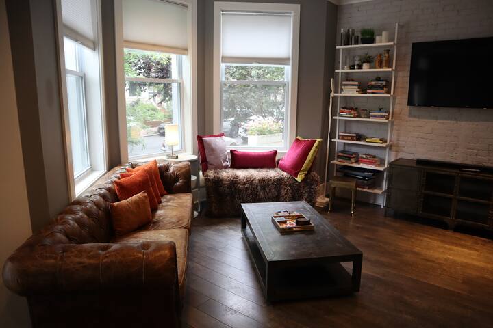3Bed 2.5Bath Downtown DC’s Best Near Everything gallery image 2