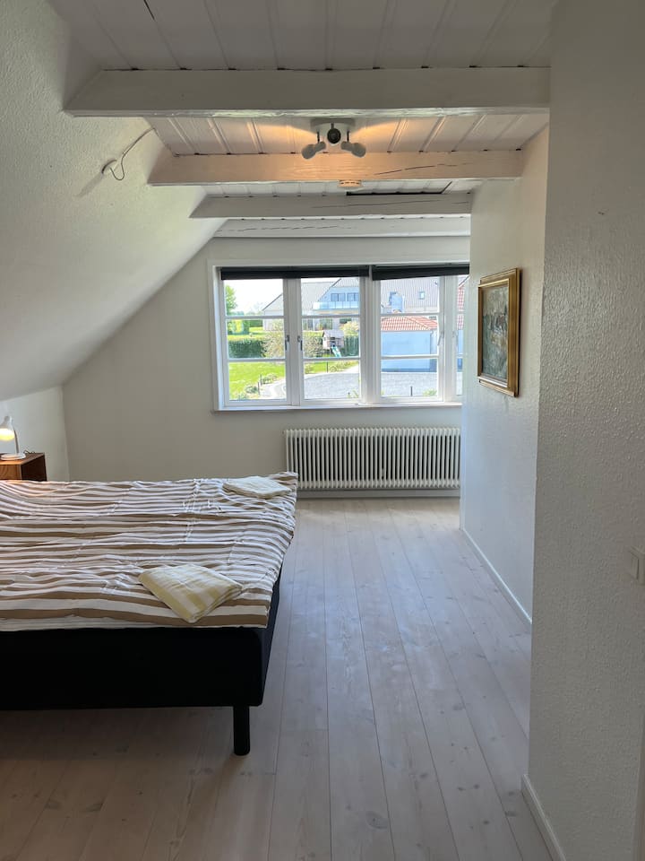 საძინებელი 1