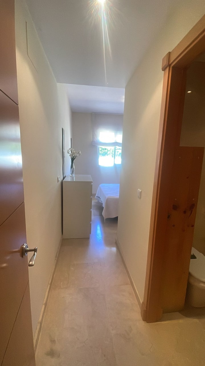 საძინებელი 1