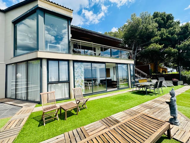 MV HOME managed Airbnb listing 2