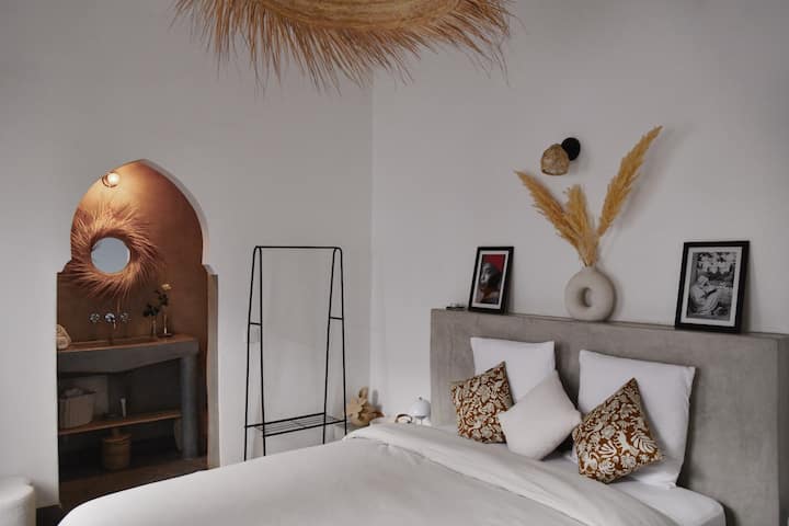 غرفة النوم 2