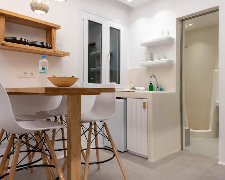 Dedalos Deluxe Triple Studios 5' Walk From Beach - Naxos