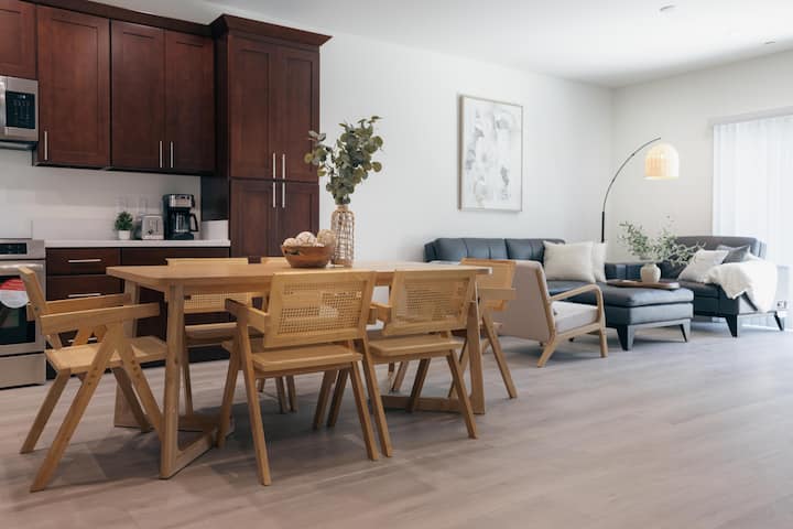 Brand New Modern 3bed3bath Home! - Beverly Hills, CA