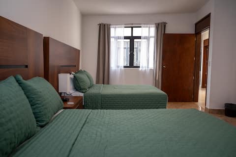 Centrally located and spacious accommodation Villa Victoria
